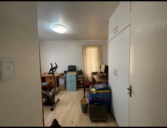 3 BEDROOM HOUSE FOR SALE IN PARKHILL GARDENS